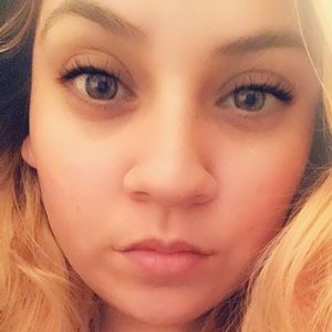 Meet your Posher, Maricela